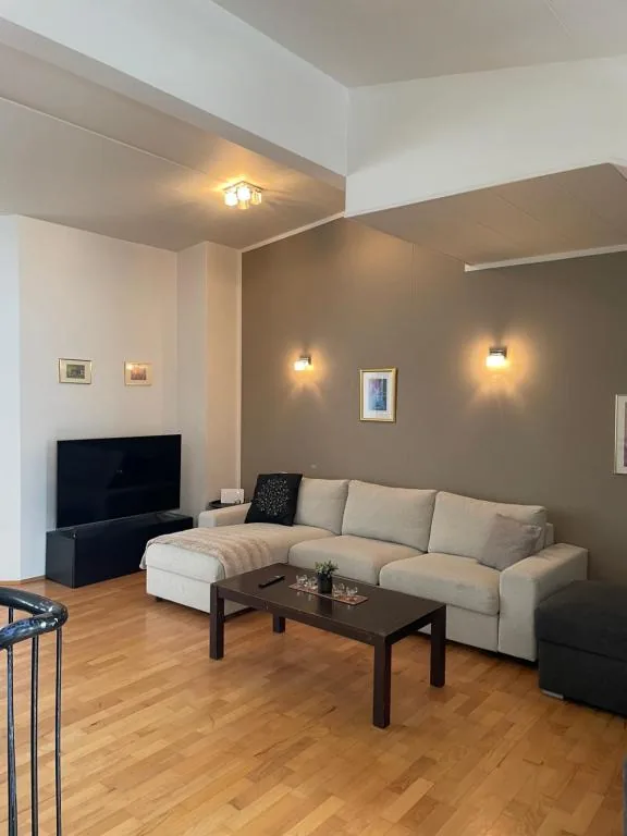 Penthouse on the main street, town center Akureyri
